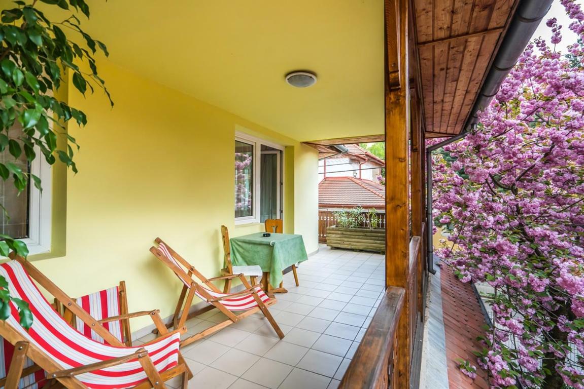 Hôtel Szent Kristof Panzio à Esztergom Extérieur photo